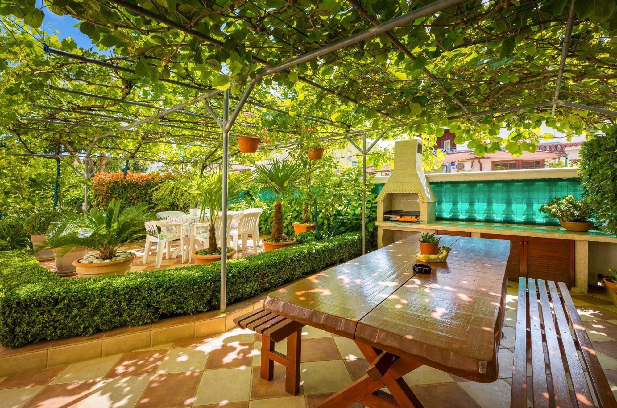 Villa Nada In Fazana - Near The Beach Exterior foto
