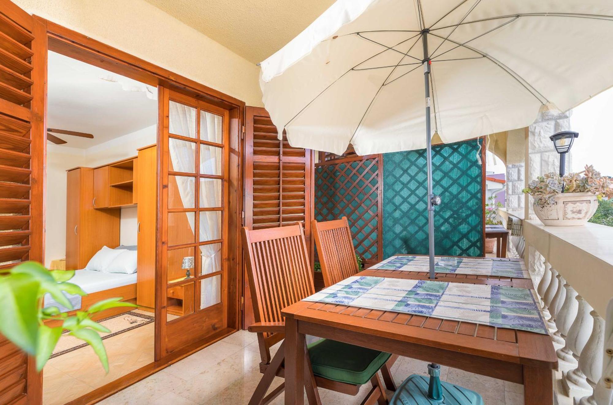 Villa Nada In Fazana - Near The Beach Exterior foto